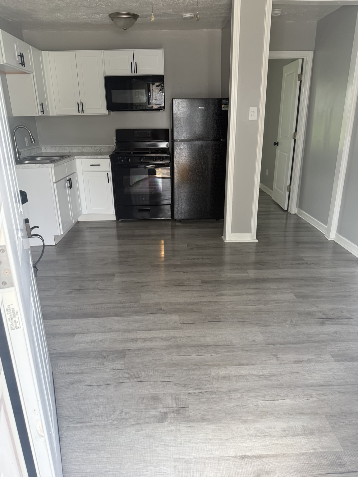Move-In & Move-Out Detailed cleaning to get a property ready for what comes next.